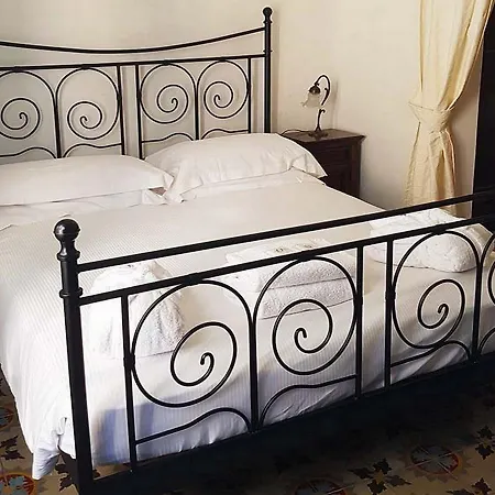 Camelot Apartment